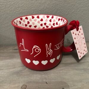 Petal & Pearl Sign Language Heart Mug